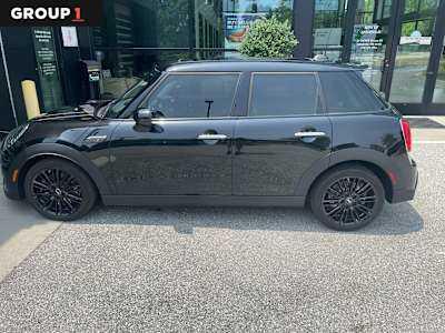 2023 MINI Hardtop Cooper S