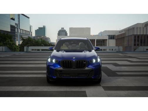 2025 BMW X5 M60i