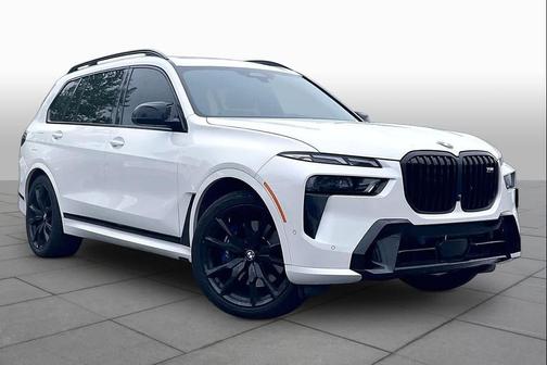 White 2024 BMW X7 M60i