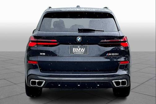 2025 BMW X5 M60i