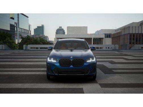 2025 BMW X4 xDrive30i