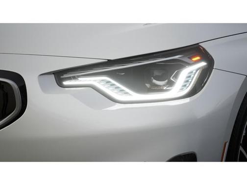 2025 BMW 230 i xDrive