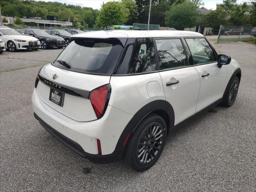 2025 MINI Hardtop Cooper