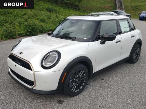 2025 MINI Hardtop Cooper