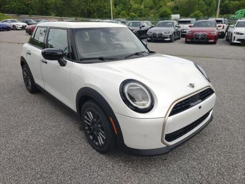 2025 MINI Hardtop Cooper