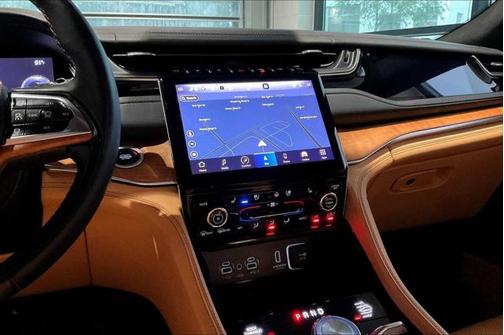 2023 Jeep Grand Cherokee L Summit Reserve