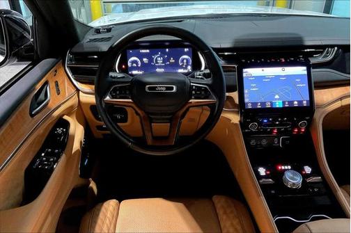2023 Jeep Grand Cherokee L Summit Reserve