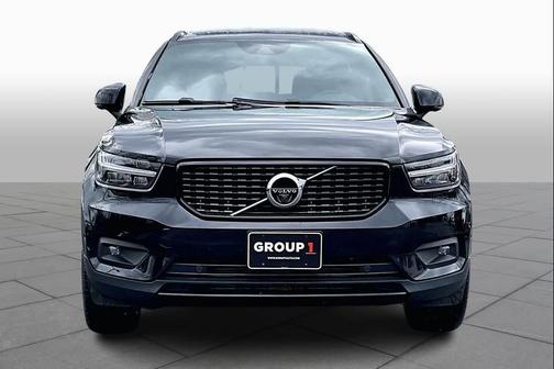2021 Volvo XC40 T5 R-Design