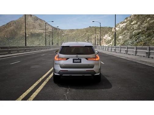 Space Silver Metallic 2026 BMW X1 xDrive28i