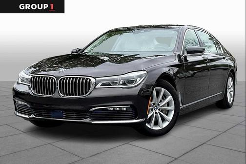 2017 BMW 750 i xDrive