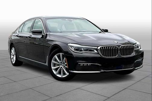 2017 BMW 750 i xDrive