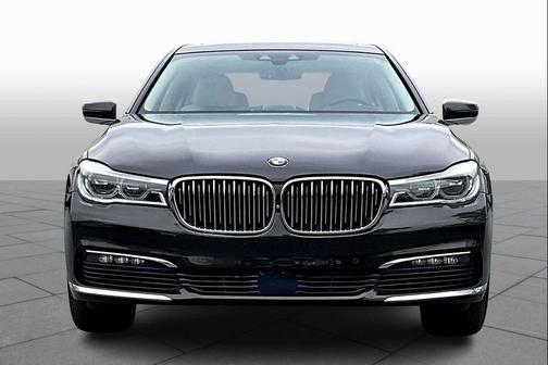 2017 BMW 750 i xDrive
