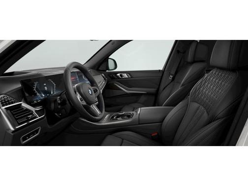 2025 BMW X5 M60i