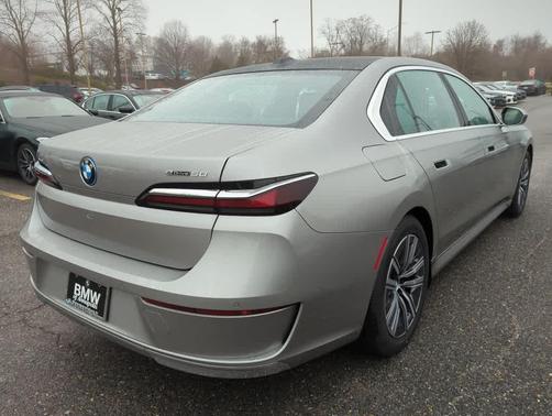 2024 BMW i7 eDrive50