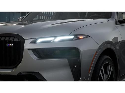 2025 BMW X7 M60i