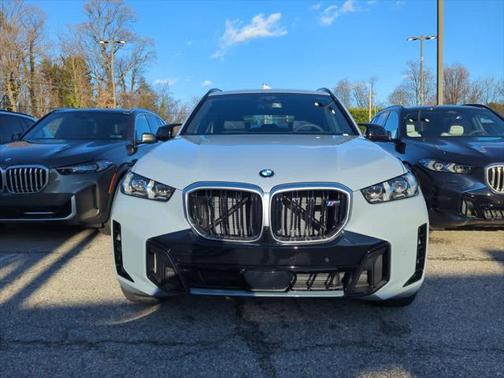 2025 BMW X5 M60i
