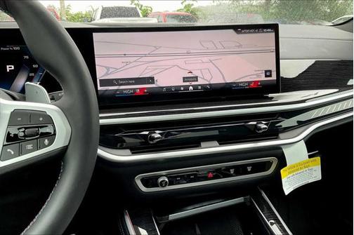 2025 BMW X5 M60i