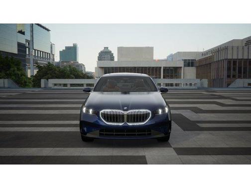 2026 BMW 530 i xDrive