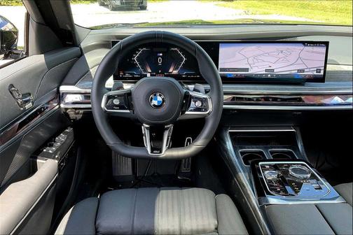 2025 BMW 760 i xDrive