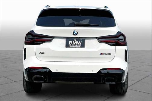 2022 BMW X3 M40i