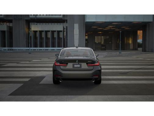 2026 BMW 330 i xDrive