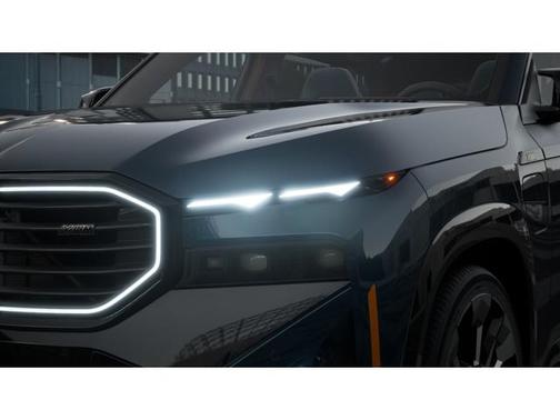 2025 BMW XM