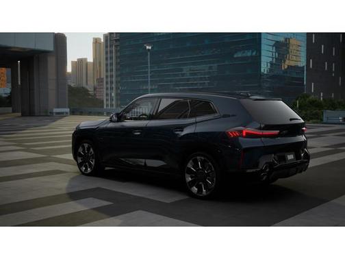 2025 BMW XM