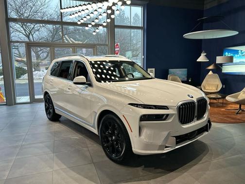2026 BMW X7 xDrive40i