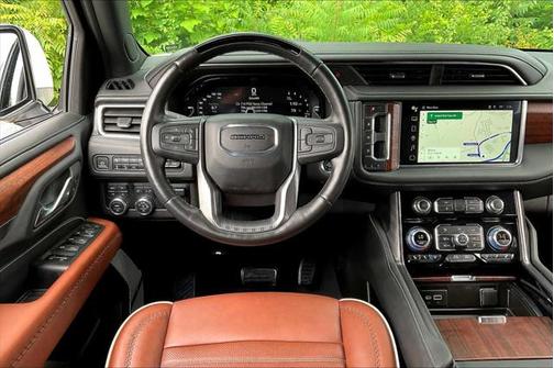 2023 GMC Yukon XL Denali Ultimate