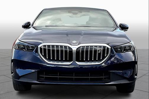 2025 BMW i5 xDrive40