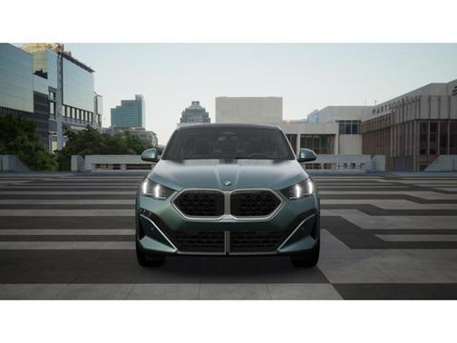 2025 BMW X2 xDrive28i