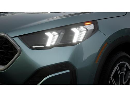 2025 BMW X2 xDrive28i
