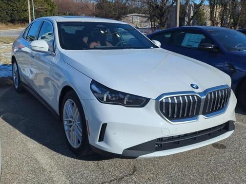 2025 BMW 530 i xDrive
