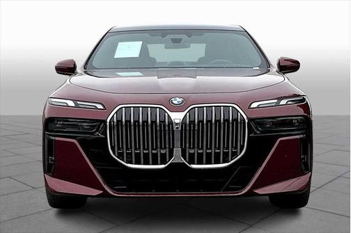 2025 BMW 760 i xDrive