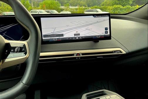 2025 BMW iX xDrive50