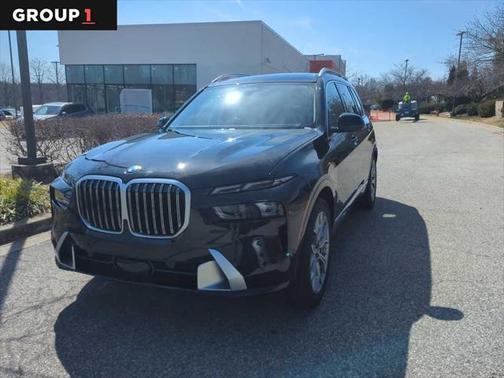 2025 BMW X7 xDrive40i