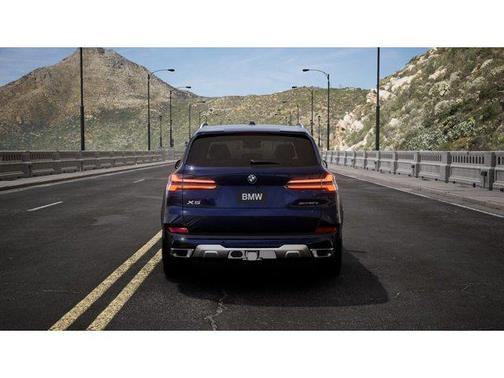 Tanzanite Blue II Metallic 2026 BMW X5 PHEV xDrive50e