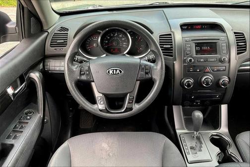 2013 Kia Sorento LX