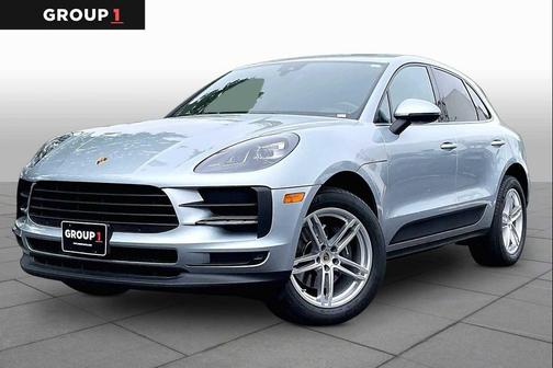 Dolomite Silver Metallic 2019 Porsche Macan Macan
