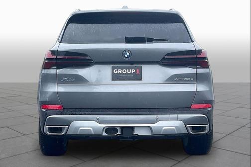 Skyscraper Grey Metallic 2026 BMW X5 PHEV xDrive50e
