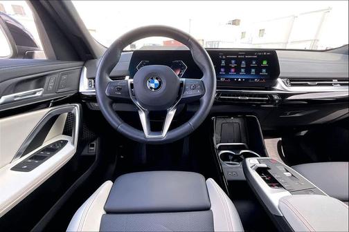 2025 BMW X2 xDrive28i