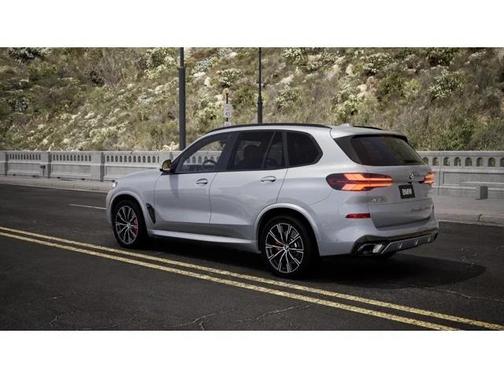 Brooklyn Grey Metallic 2026 BMW X5 xDrive40i