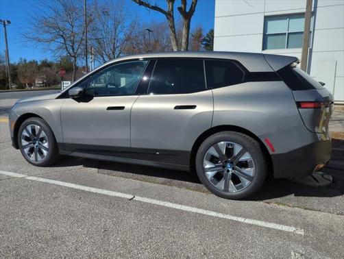 2024 BMW iX xDrive50