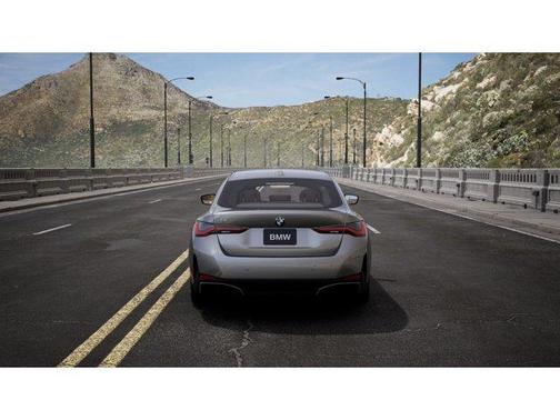 Skyscraper Grey Metallic 2026 BMW i4 Gran Coupe xDrive40