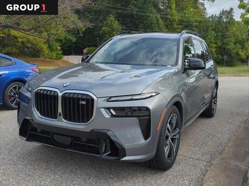 2025 BMW X7 M60i