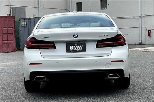 2023 BMW 530 i xDrive
