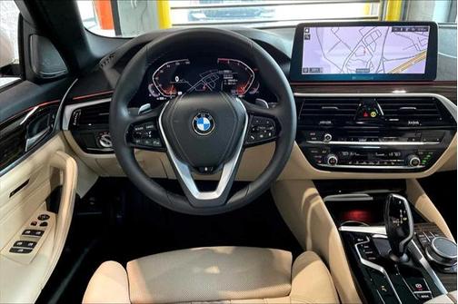2023 BMW 530 i xDrive