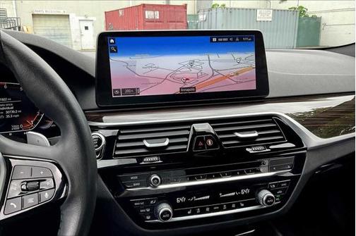 2023 BMW 530 i xDrive