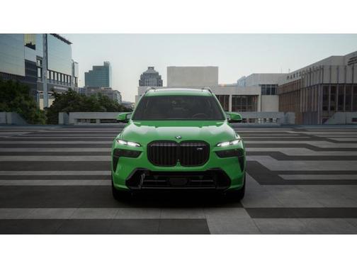 2026 BMW X7 M60i