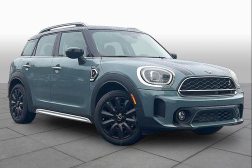 Sage Green Metallic 2024 MINI Countryman Cooper S